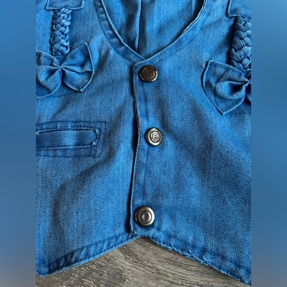 Kawaii unbranded bow detail panda snap button smocked bright blue jean vest M - Picture 3 of 10